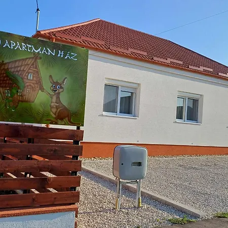 Mini Zoo Apartment Nagykanizsa